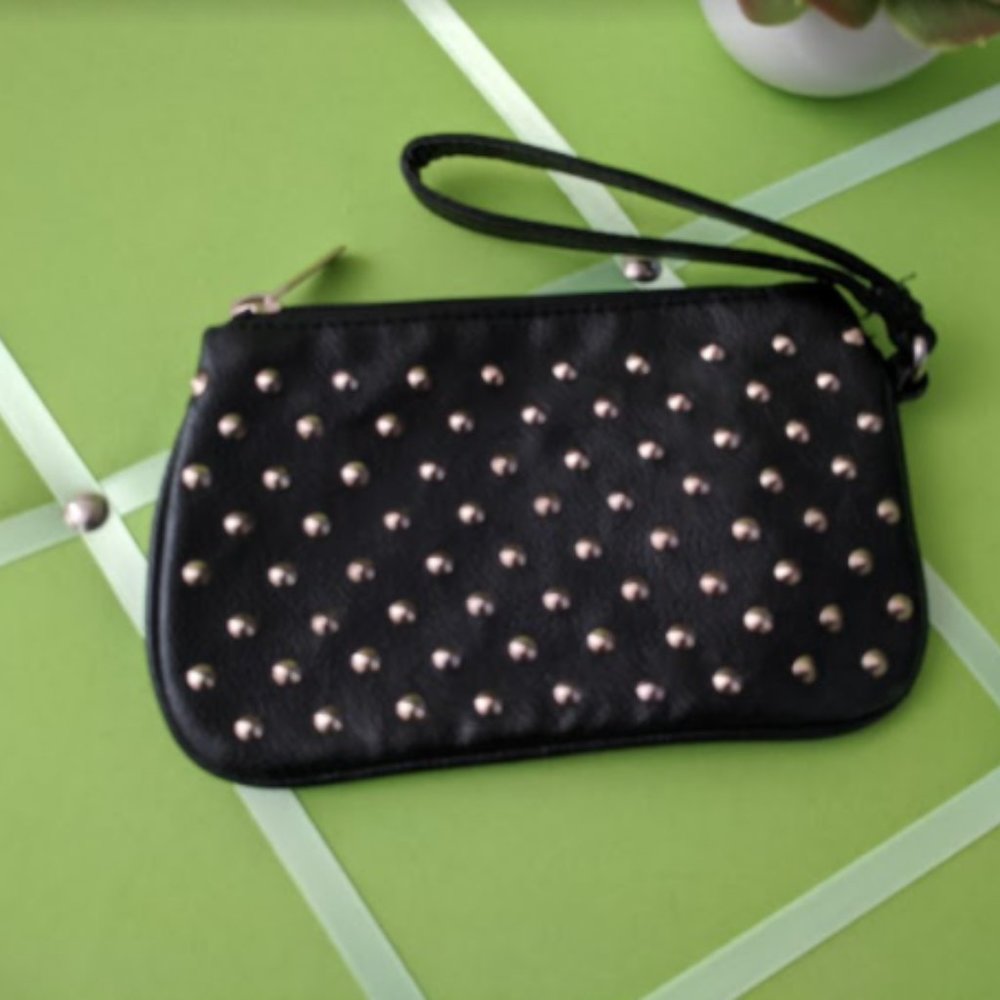 Call It SPRING Vegan Mini Wristlet - Picture 4 of 5